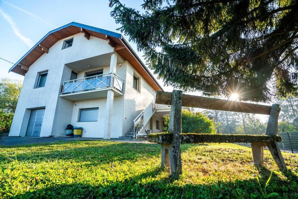 הוילה אנסי Maison Vue Semnoz מראה חיצוני תמונה